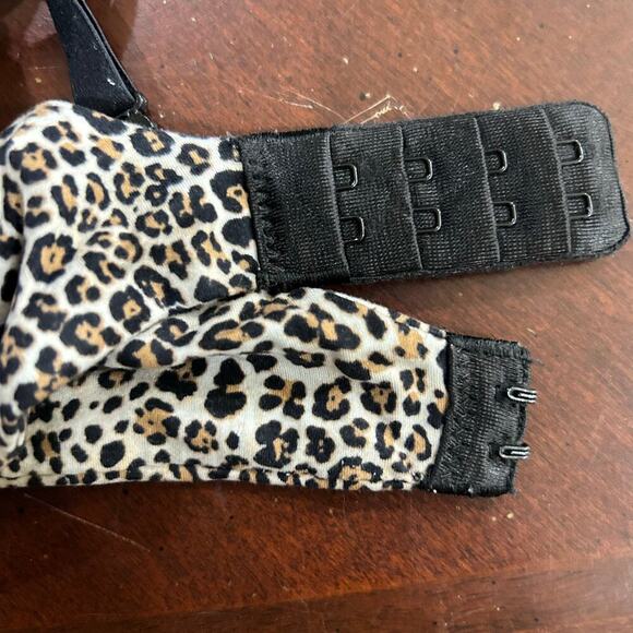 Victoria's Secret Bra 34C Animal Print Body by Victoria Double Push Up Plunge - Picture 6 of 7